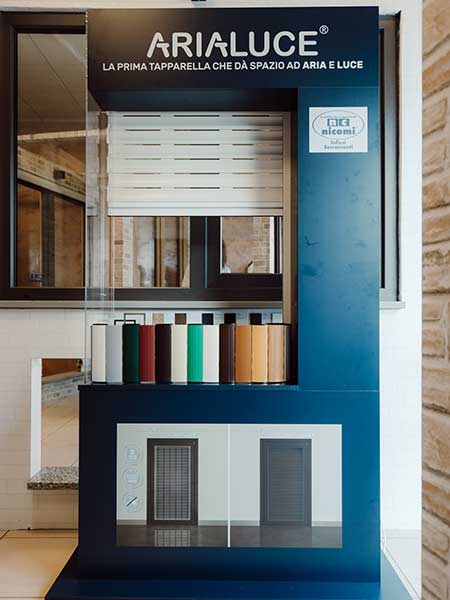 espositore-tapparelle-nello-showroom-di-nc-nicomi